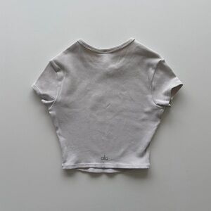 ALO Yoga Women's Short Sleeve Tee